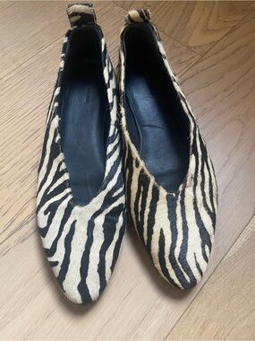 Leather H&M Zebra-Print Pointed Ballet Flats in Black and Cream